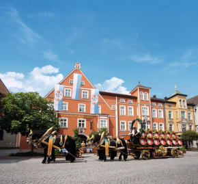  Hotel zum ERDINGER Weißbräu  Эрдинг